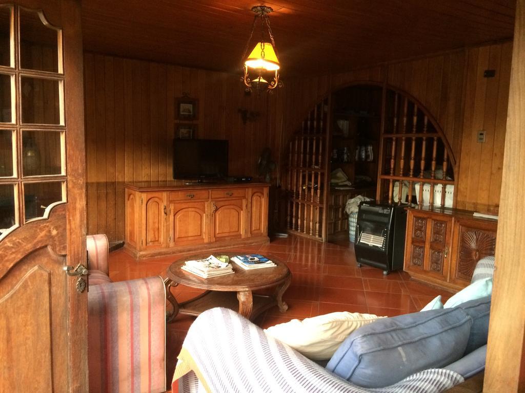 Hostal El Parron Pansiyon Rancagua Dış mekan fotoğraf